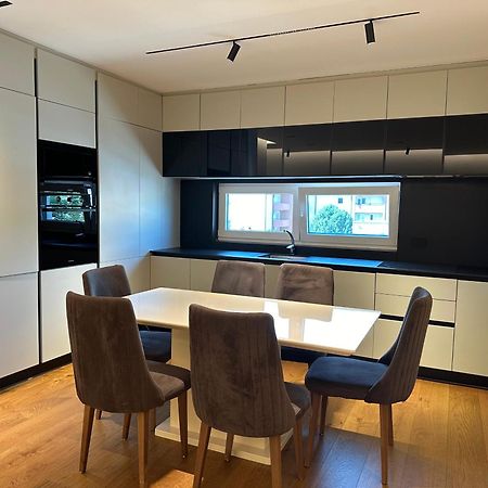 Apartament Skyline Exclusive Peć Zewnętrze zdjęcie