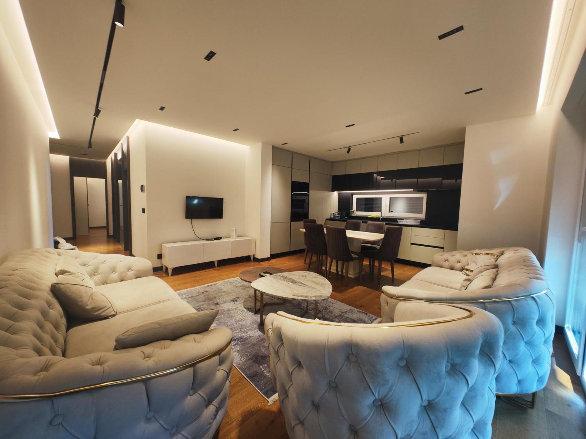 Apartament Skyline Exclusive Peć Zewnętrze zdjęcie
